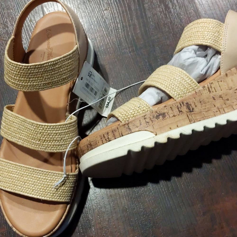 NWT Tan spadriles size 7.5